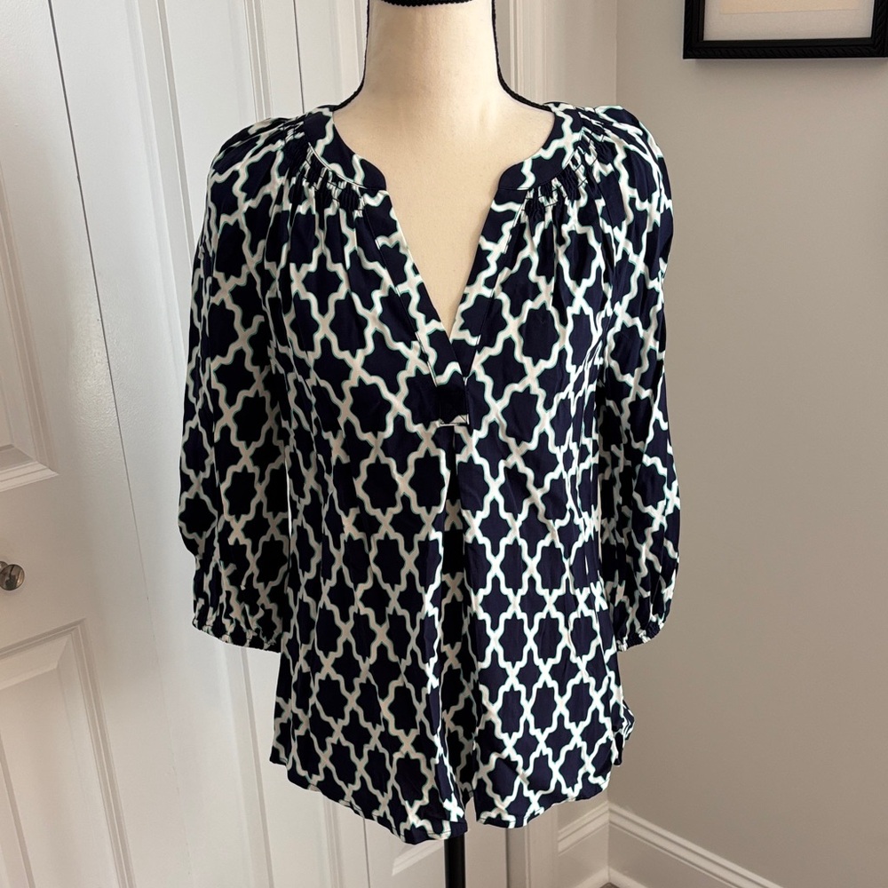 Navy and White Geometric Women's Top NWT